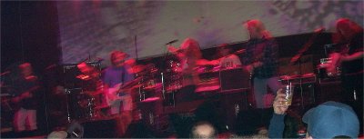 Phil,Bobby,JoanOsborneThrowingRoses,Jimmy,Warren